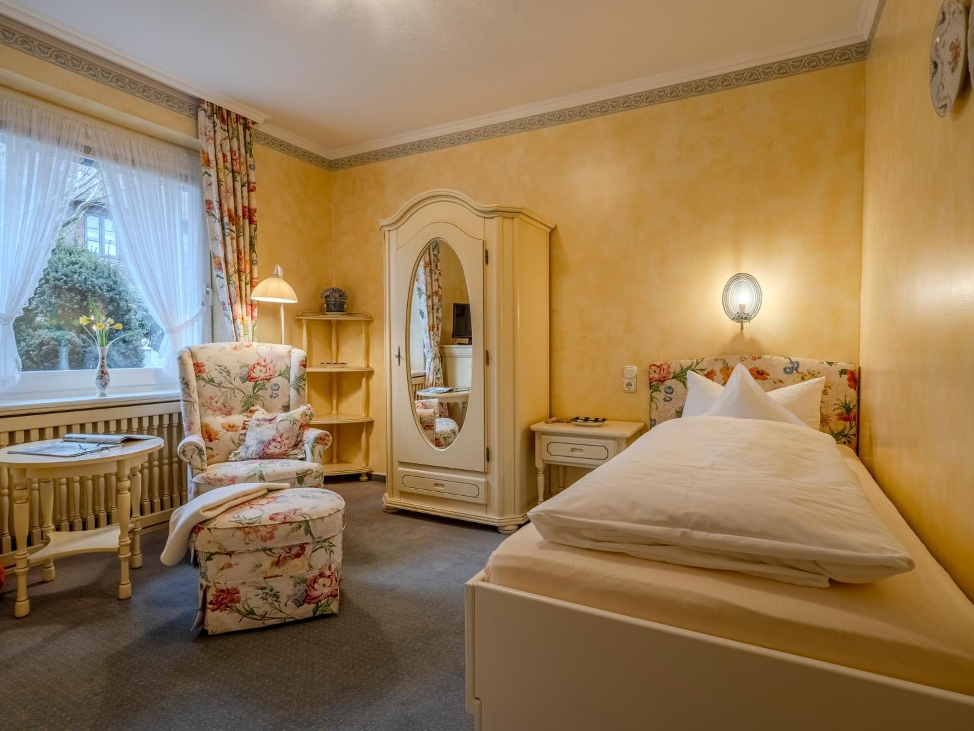 Wiesbaden Hotel 4*